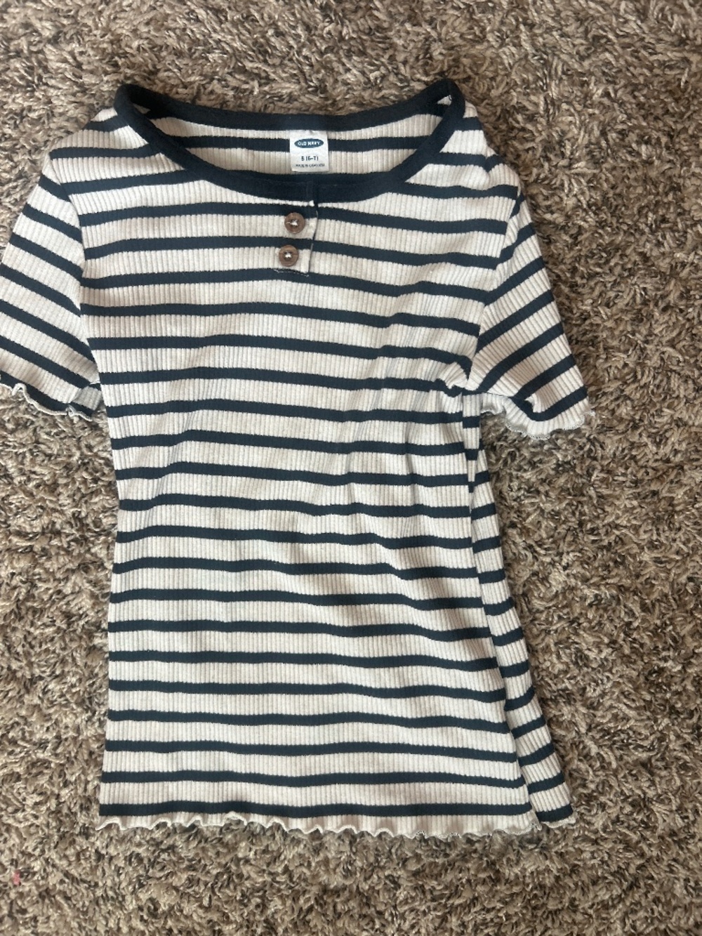 Old Navy Girls Black & White Striped Shirt Size 6-7 M